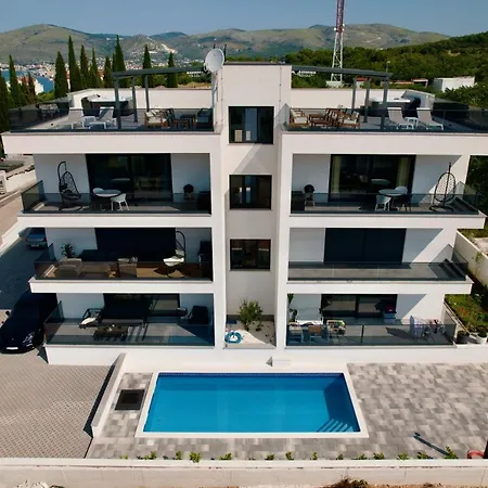 Apartament Luka With Pool&jacuzzi *