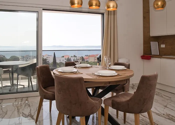 Luka With Pool & Jacuzzi Apartamento *